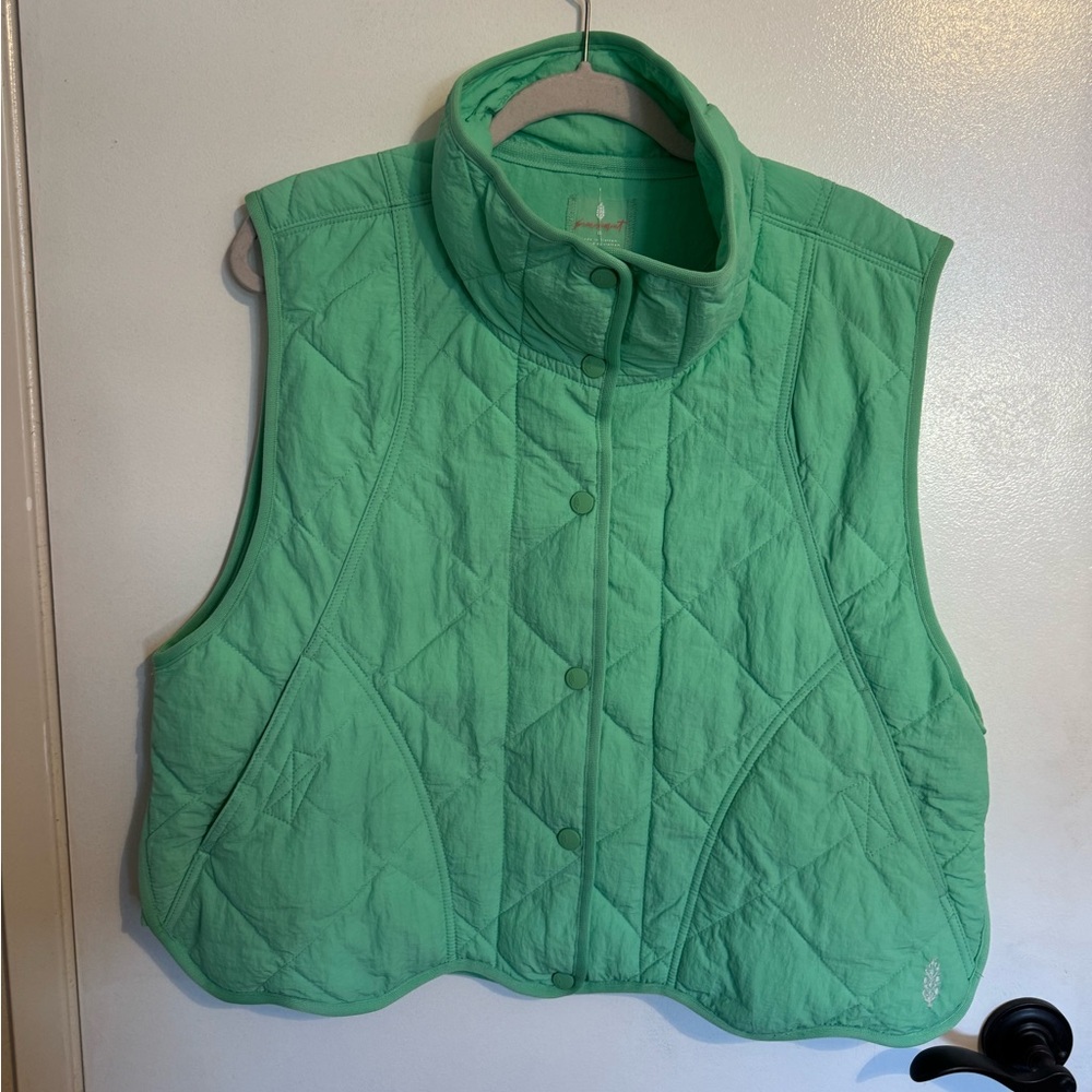 FP MOVEMENT - Quilted Mint Green Vest (NWT)